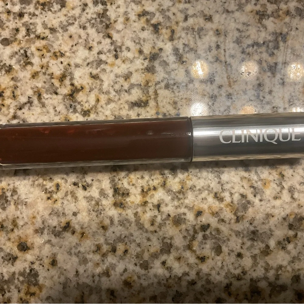 Clinique Pop Plush Creamy Lip Gloss - Rich Brown